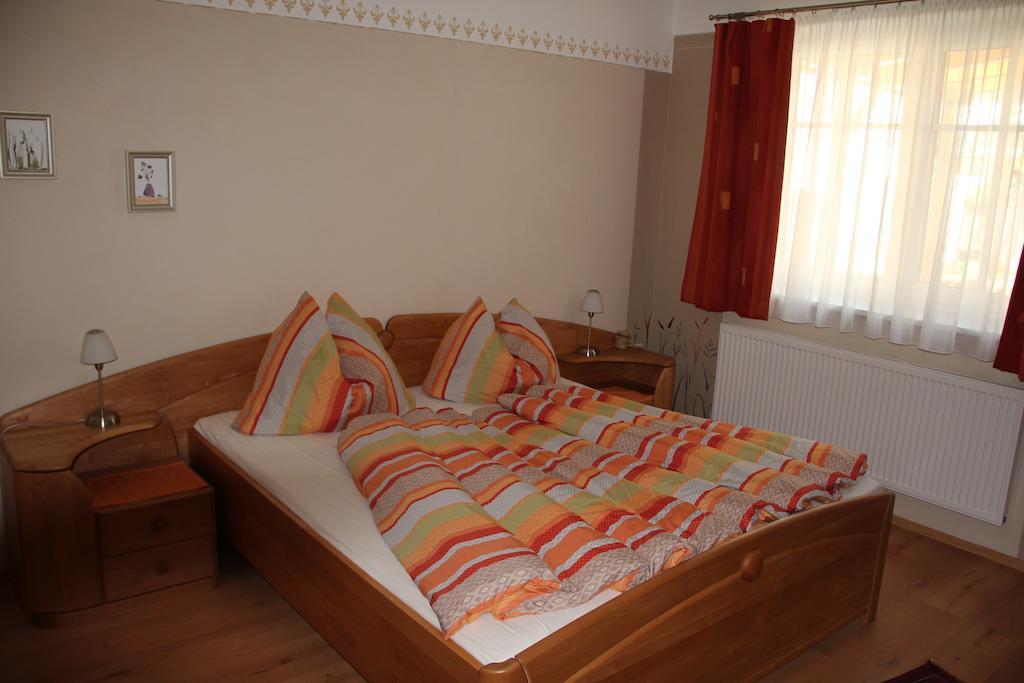 Haus Resi Apartment Staatz Room photo
